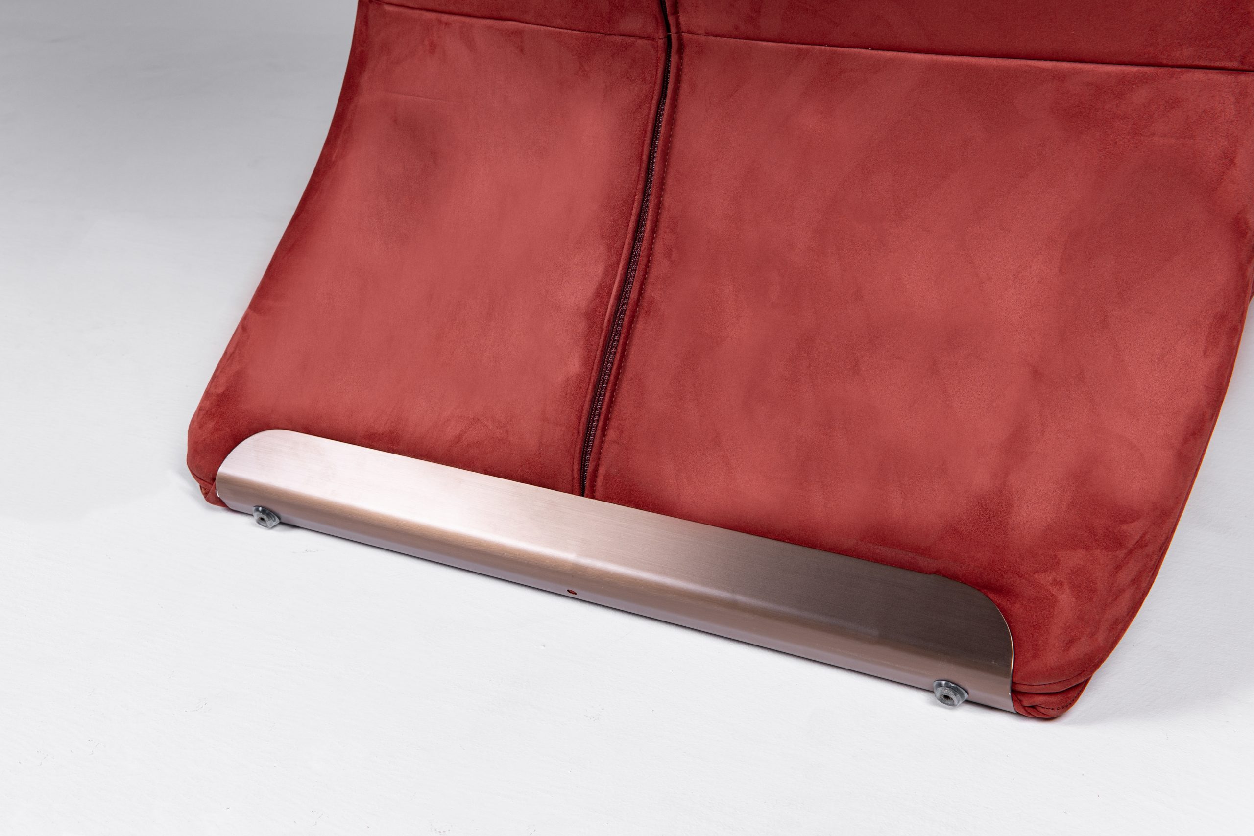 1753785335-SC2376-Red (9)