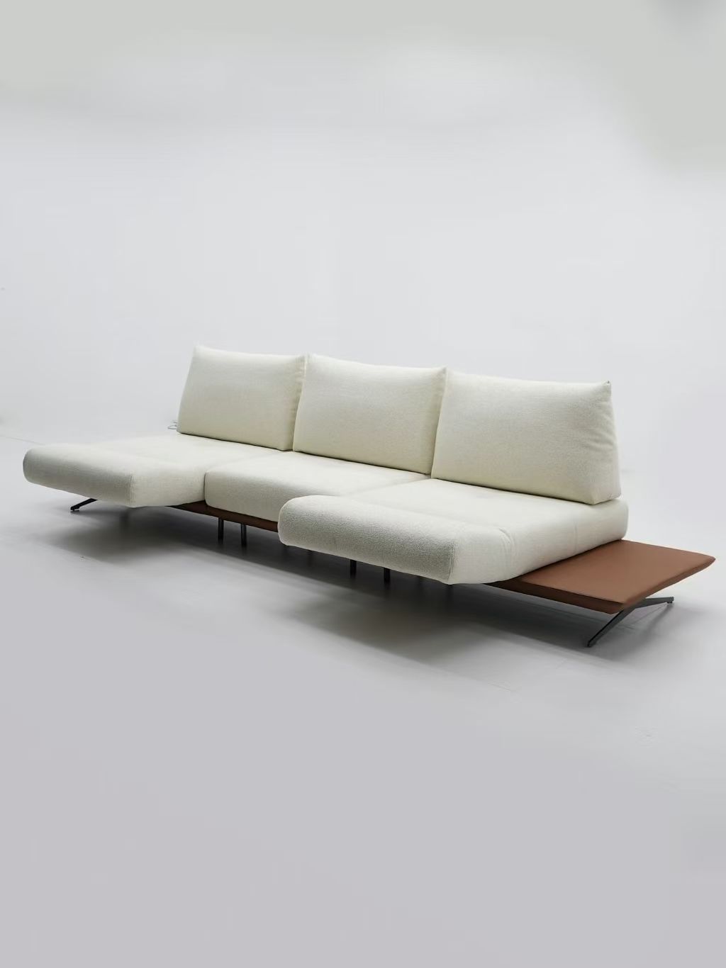 1763104064-微信图片_20251107201136_1223_1827