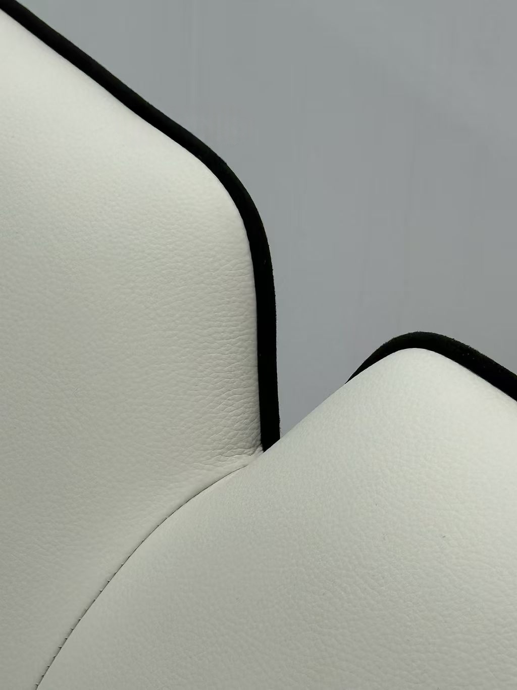 1763107419-360albumviewer_imgproc_351583546