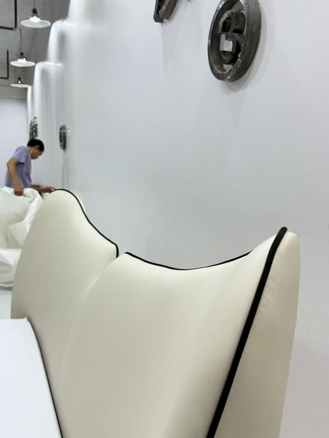 1763107420-360albumviewer_imgproc_351684546