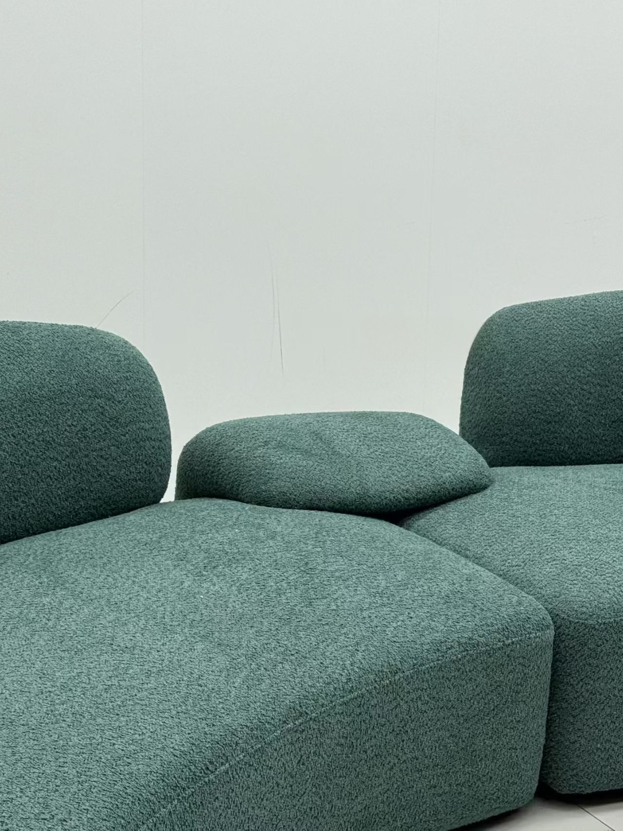 1763198037-360albumviewer_imgproc_442148171