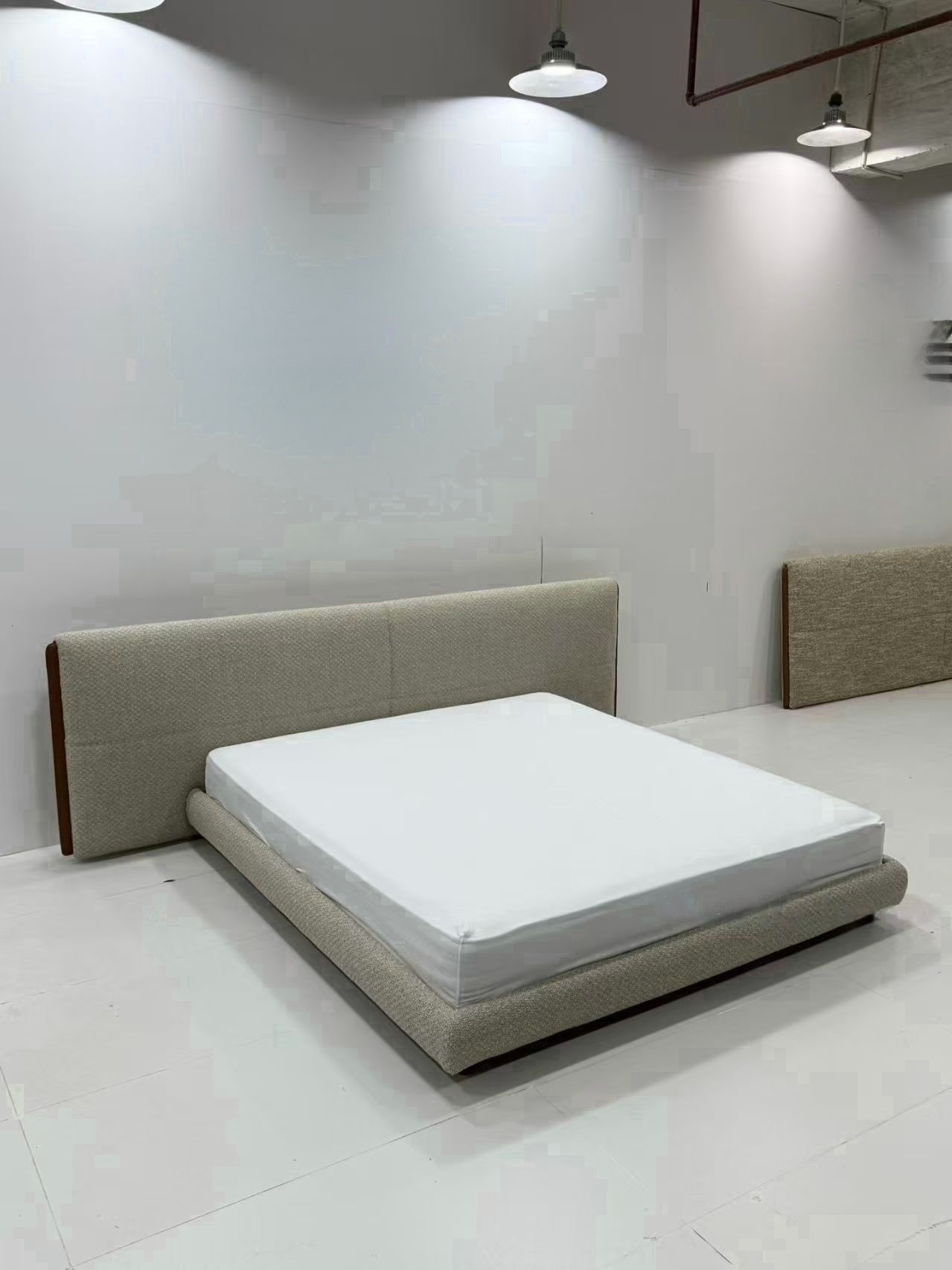 1768838488-360albumviewer_imgproc_999623359